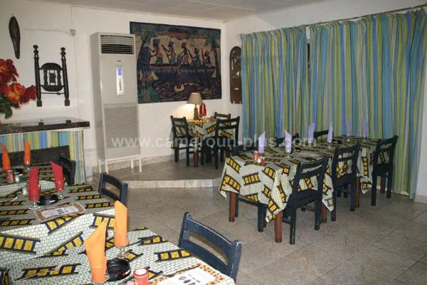 Cameroun, restaurant, Douala - Bonapriso, LE SORENTO