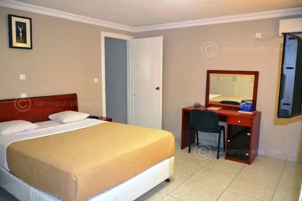 Cameroun, restaurant, Douala, LA FALAISE