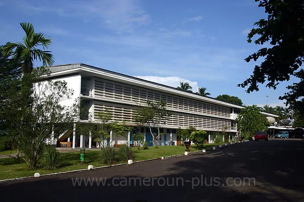 Cameroun, hôtel, Edéa, HOSTELLERIE DE LA SANAGA