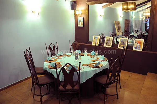 Cameroun, restaurant, Douala - Bonapriso, L