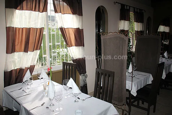 Cameroun, restaurant, Douala - Akwa, LA FOURCHETTE