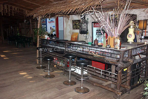 Cameroun, restaurant, Douala - Rivage Wouri, LES MANGROVES