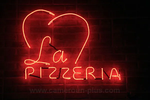 Cameroun, restaurant, Douala - Bonapriso, LA PIZZERIA