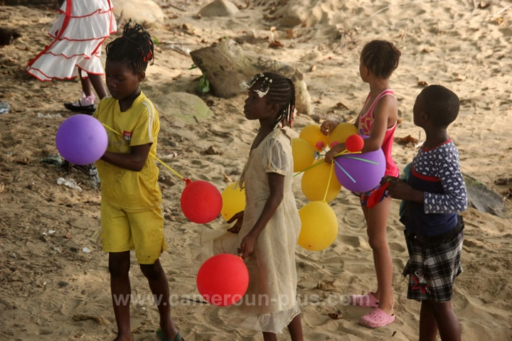 Cameroun, restaurant, Kribi, CRÊPERIE PIEDS DANS L