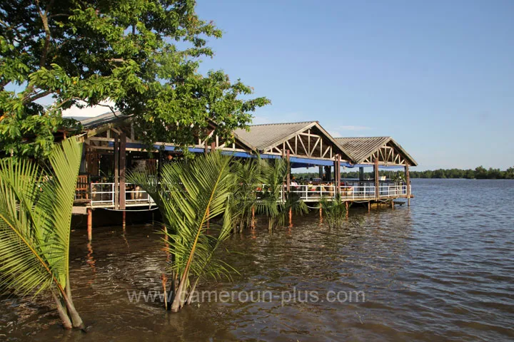 Cameroun, restaurant, Douala - Rivage Wouri, AQUARIUS MARINA 2000