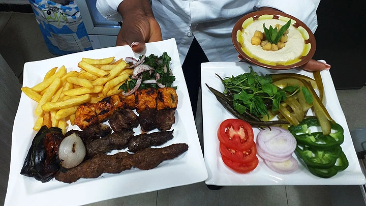 Cameroun, restaurant, Douala - Bonapriso, YALLA YALLA