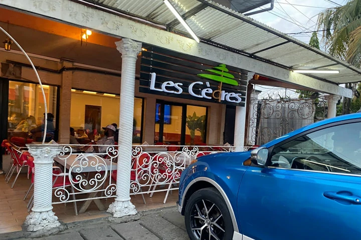 Cameroun, restaurant, Douala - Bonapriso, LES CÈDRES BONAPRISO Cameroun, restaurant, Douala - Bonapriso, LES CÈDRES BONAPRISO