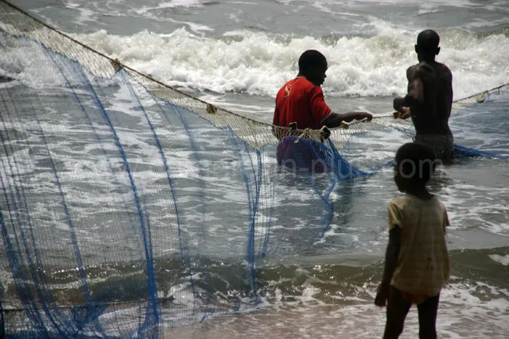 Cameroun, tourisme, PÊCHE ARTISANALE Cameroun, tourisme, PÊCHE ARTISANALE
