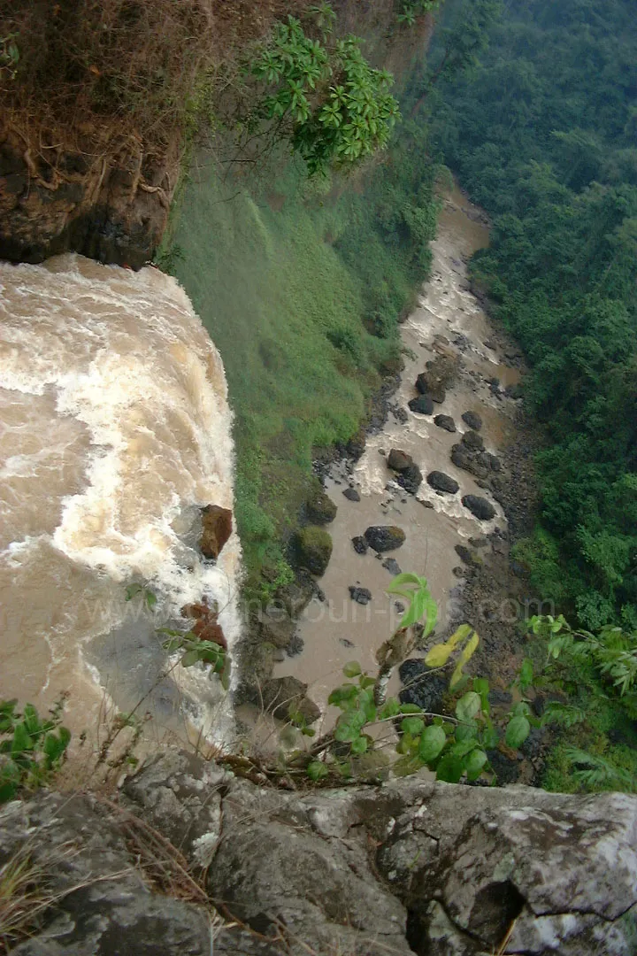 Cameroun, tourisme, CHUTES D